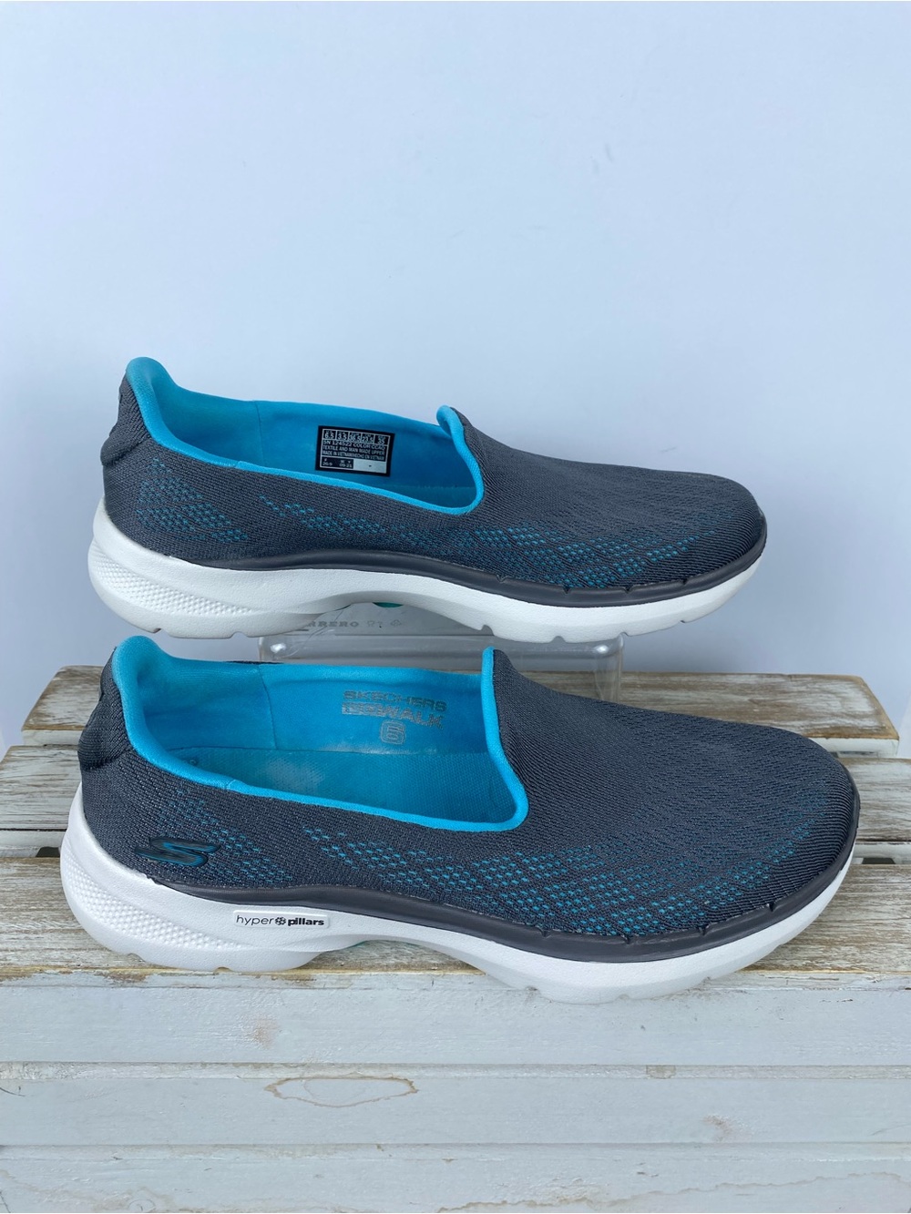 Skechers Women's GO Walk 6 - Cosmic Force shoes in Charcoal and Aqua size 6.5